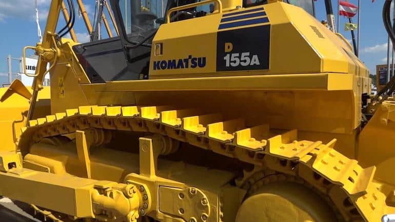 Komatsu D 155A: representative of the latest generation of bulldozer equipment. Picture #4