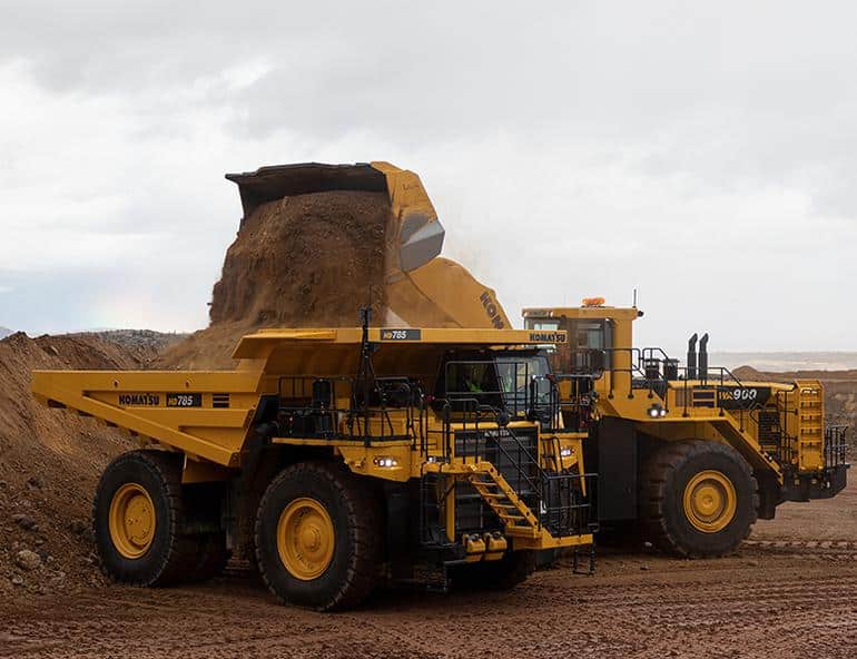 Komatsu Europe announced the launch of a new rigid dump truck. Photo №3