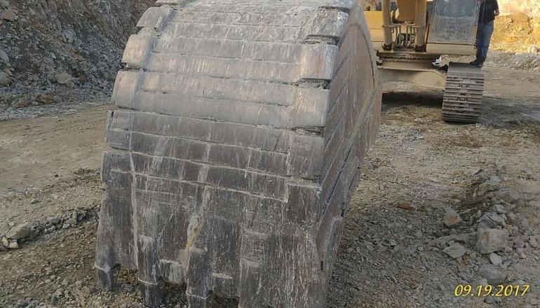 Komatsu PC400LC-7 (SE specification). Photo №2